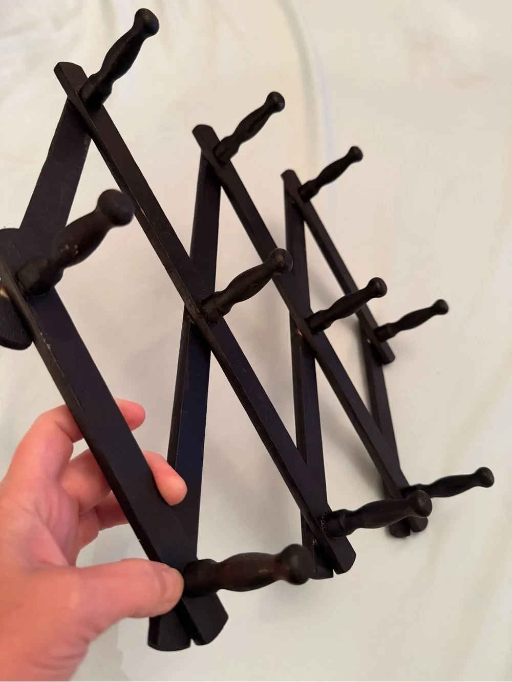 Vintage Expandable Wall Hook Rack in Black